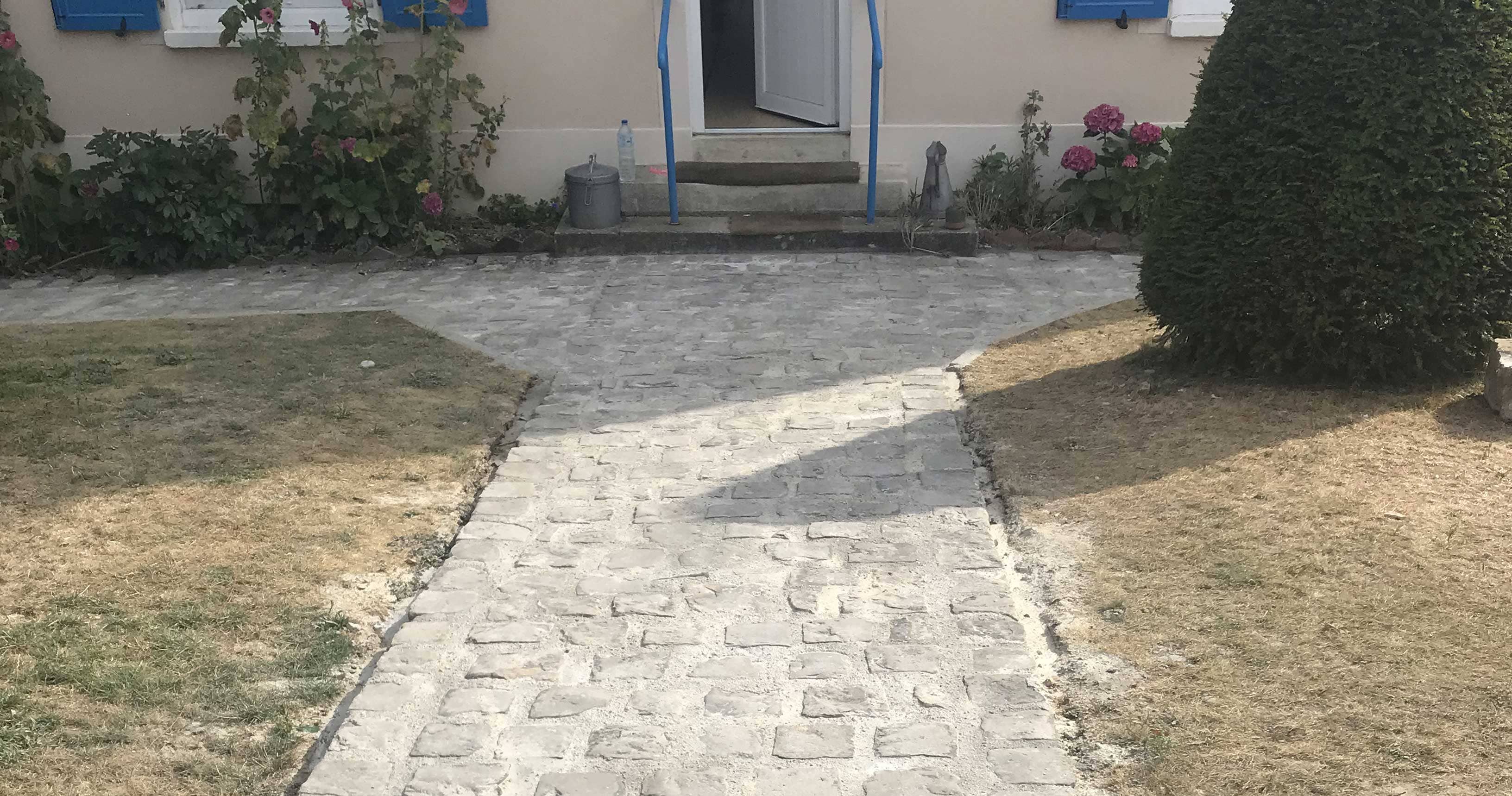 04